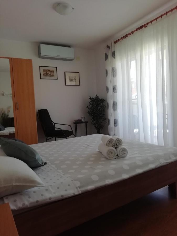 Apartments 4 Me Trogir Luaran gambar