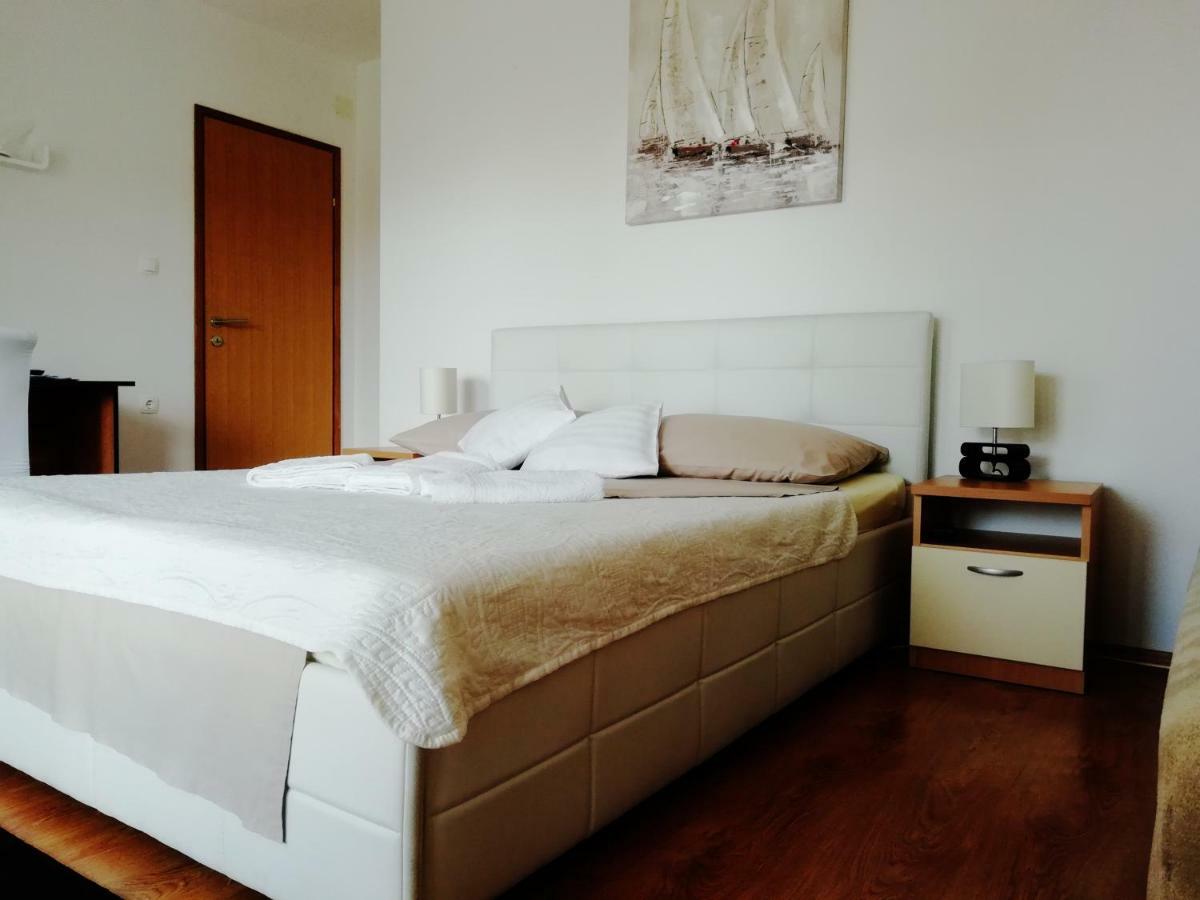 Apartments 4 Me Trogir Luaran gambar